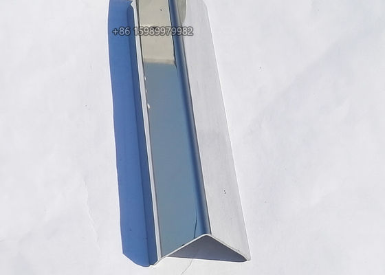 90 Degree Stainless Steel Wall Corner Guards 0.8mm Thickness 8k Mirror Effect